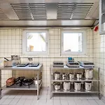 Grosse Gruppenunterkunft Im Nationalpark Eifel Mit Bar Und Terrasse Schleiden