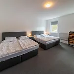 Grosse Gruppenunterkunft Im Nationalpark Eifel Mit Bar Und Terrasse * Schleiden