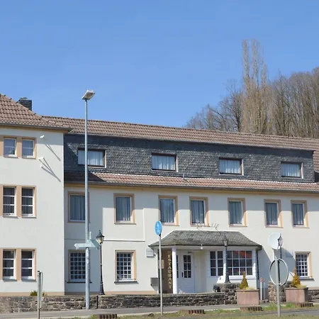 Holiday home Big Near Monschau In The Eifel Nationalpark With A Terrace And Bar