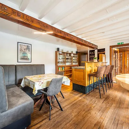 Σπίτι διακοπών Grosse Gruppenunterkunft Im Nationalpark Eifel Mit Bar Und Terrasse Schleiden