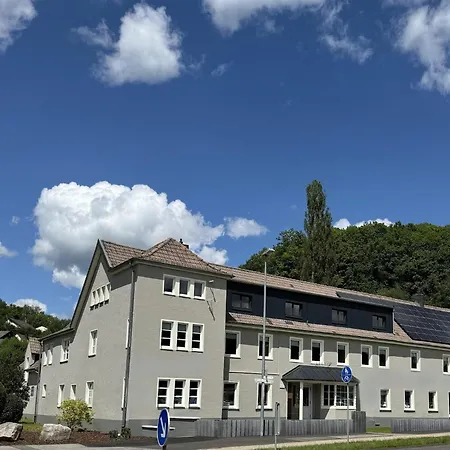 Grosse Gruppenunterkunft Im Nationalpark Eifel Mit Bar Und Terrasse