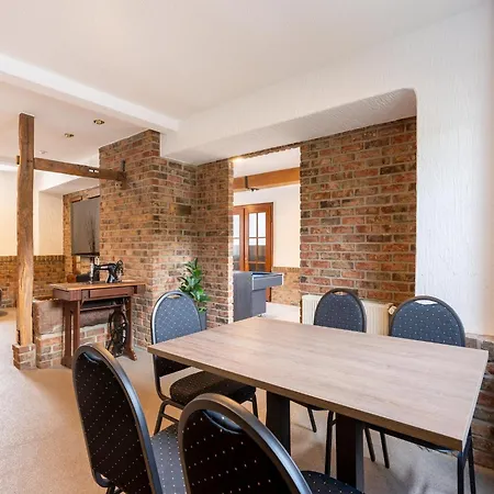 Σπίτι διακοπών Grosse Gruppenunterkunft Im Nationalpark Eifel Mit Bar Und Terrasse