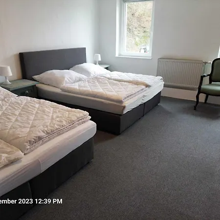 Σπίτι διακοπών Grosse Gruppenunterkunft Im Nationalpark Eifel Mit Bar Und Terrasse Schleiden