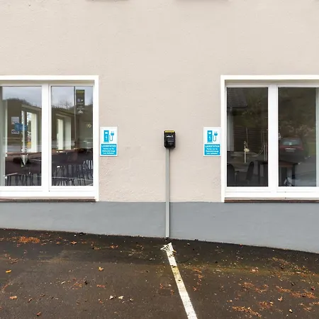 Grosse Gruppenunterkunft Im Nationalpark Eifel Mit Bar Und Terrasse