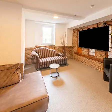 Nyaraló Grosse Gruppenunterkunft Im Nationalpark Eifel Mit Bar Und Terrasse Schleiden