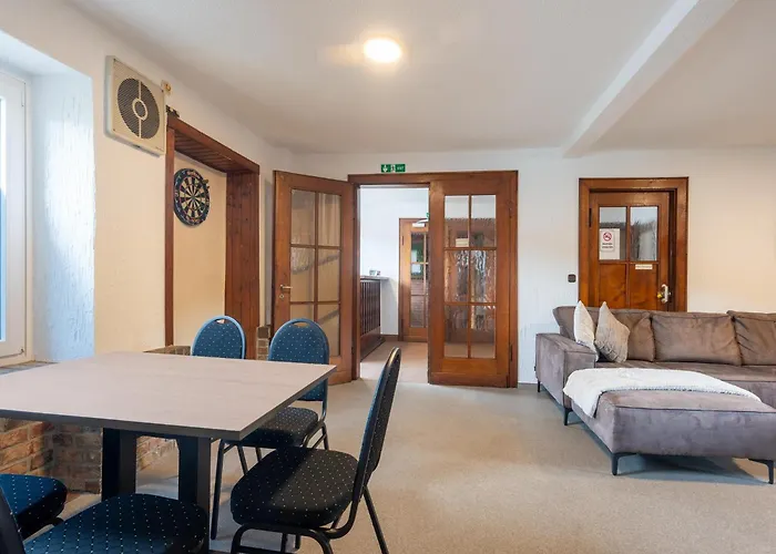 Vakantiehuis Grosse Gruppenunterkunft Im Nationalpark Eifel Mit Bar Und Terrasse