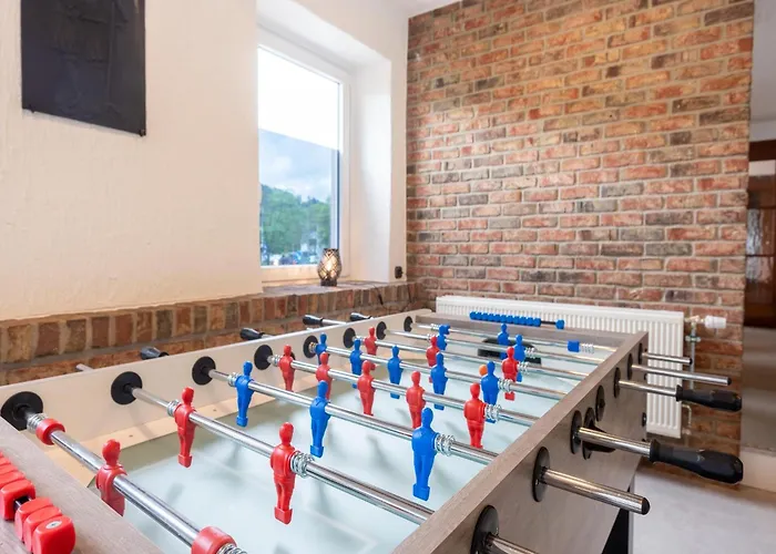 別荘 Grosse Gruppenunterkunft Im Nationalpark Eifel Mit Bar Und Terrasse シュライデン