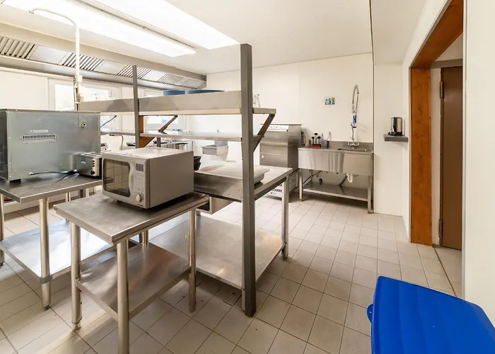 Grosse Gruppenunterkunft Im Nationalpark Eifel Mit Bar Und Terrasse *