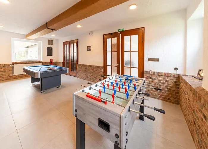 Casa vacanze Grosse Gruppenunterkunft Im Nationalpark Eifel Mit Bar Und Terrasse Schleiden