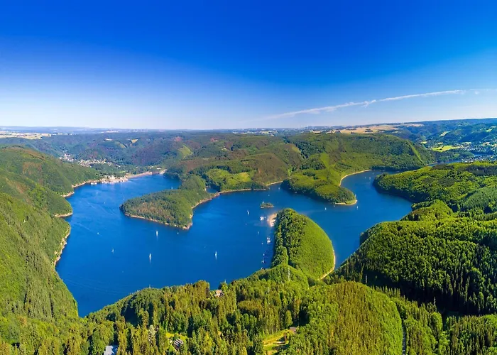 Grosse Gruppenunterkunft Im Nationalpark Eifel Mit Bar Und Terrasse Casa vacanze