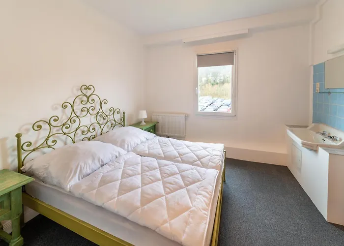 Casa vacanze Grosse Gruppenunterkunft Im Nationalpark Eifel Mit Bar Und Terrasse